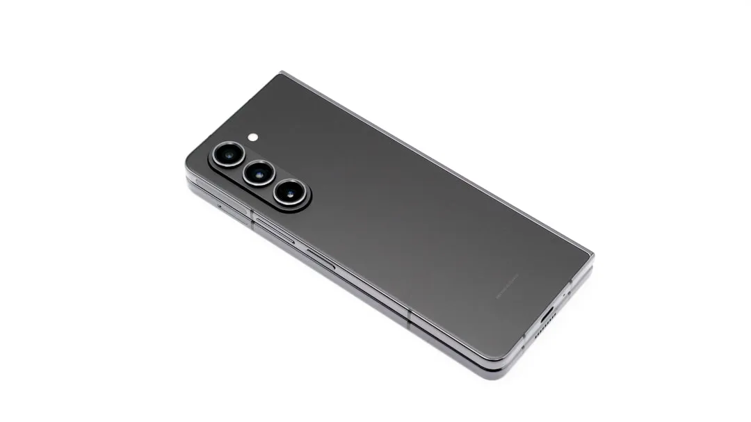 Photo Foldable phone