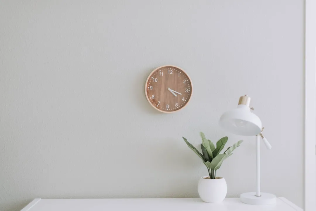 Photo Minimalist desk