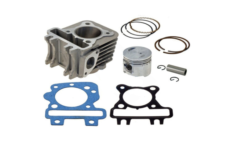 Ce conține un set motor complet pentru ATV-ul Linhai 400