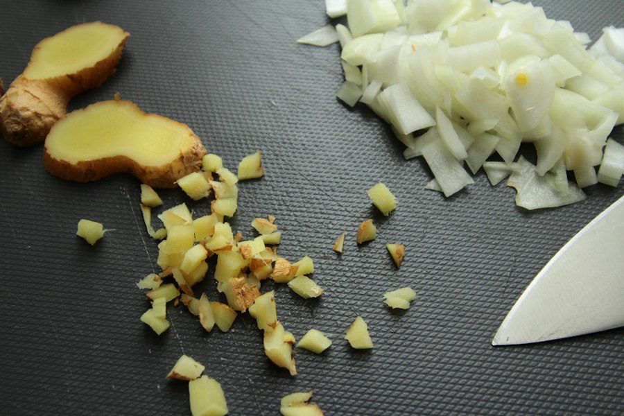 Photo cooking with fresh ginger