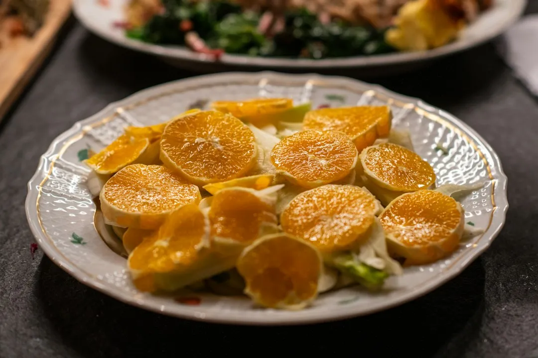 Photo baked sweet potatoes with yogurt sauce recipe